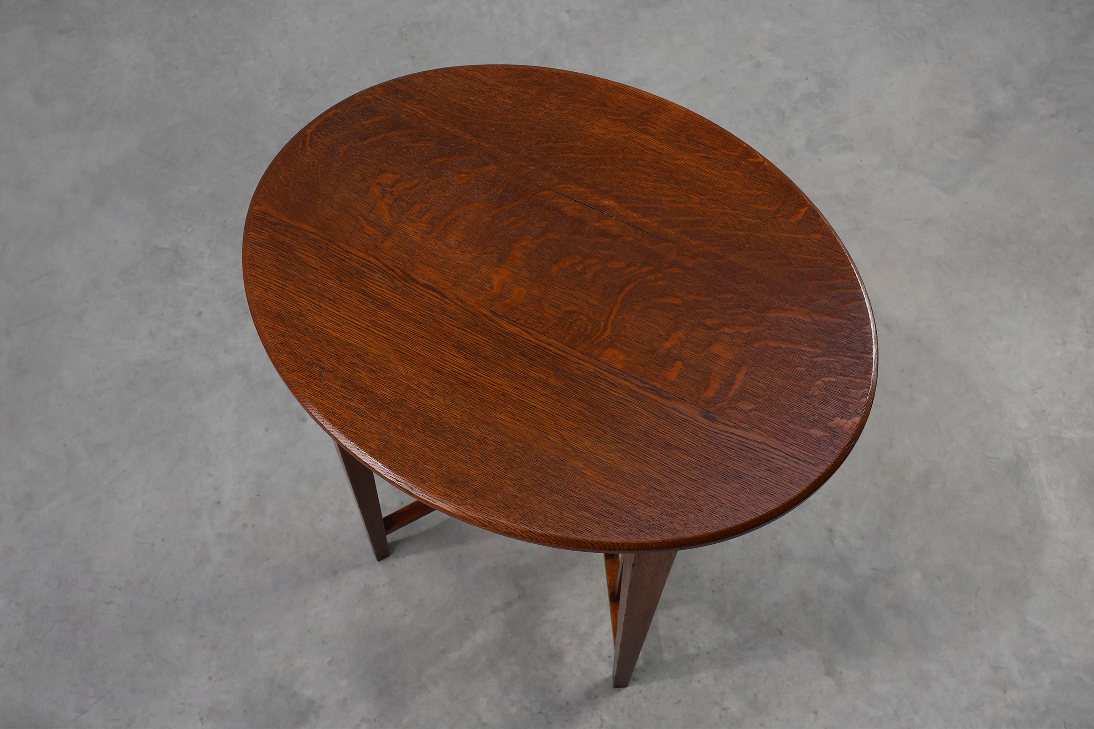 Arts and Crafts Oak Side Table, United Kingdom ca. 1900thumbnail